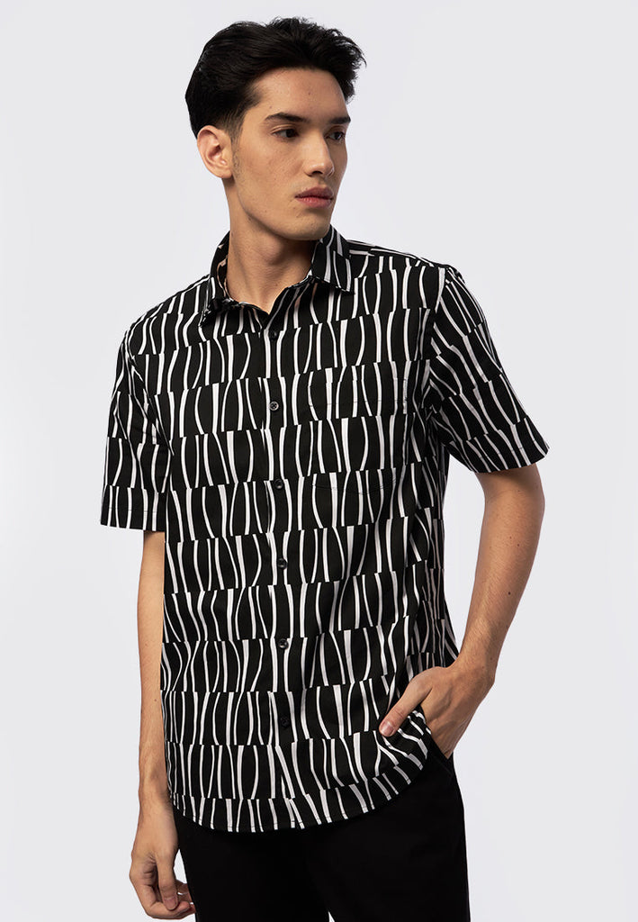 Regular Fit Short Sleeve Printed Shirt