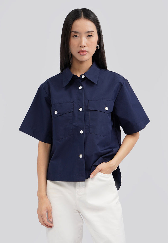 Short Sleeve Boxy Shirt with Contrast Button