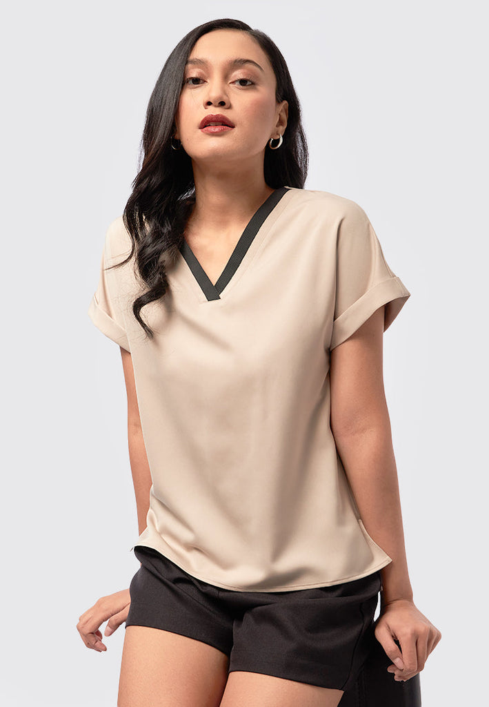 Colorblock Trim Collared Top