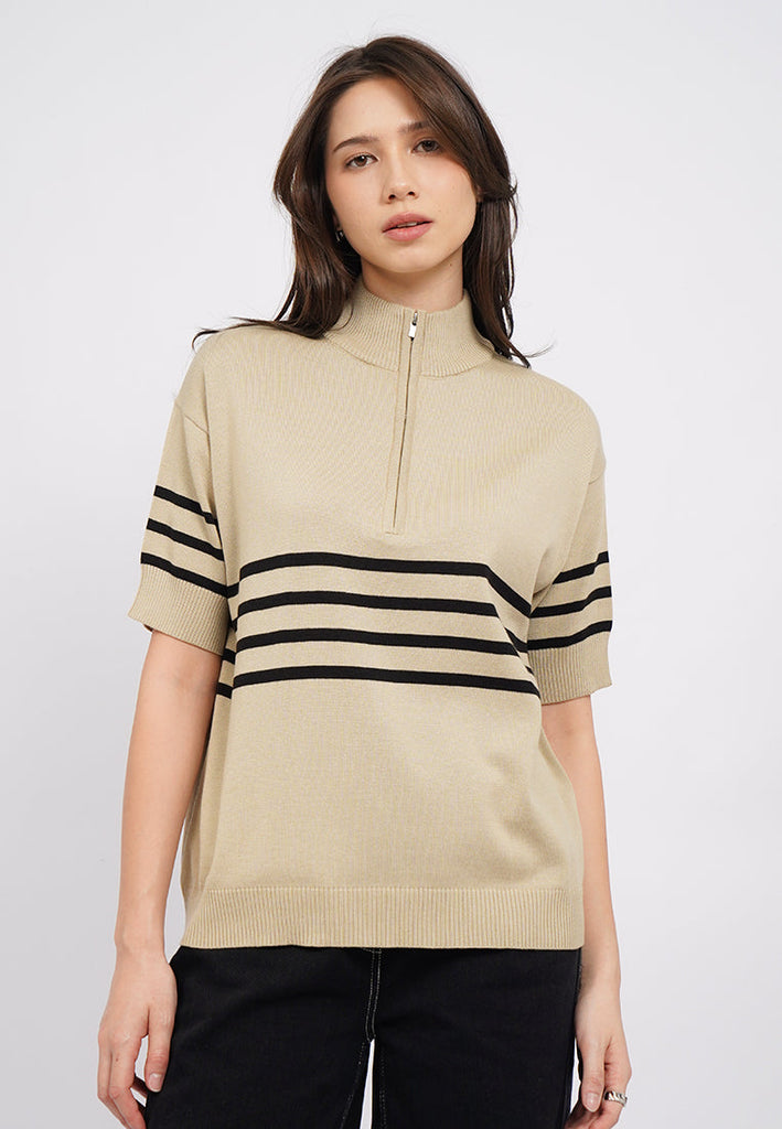 Short Sleeve Zipped Knit Top