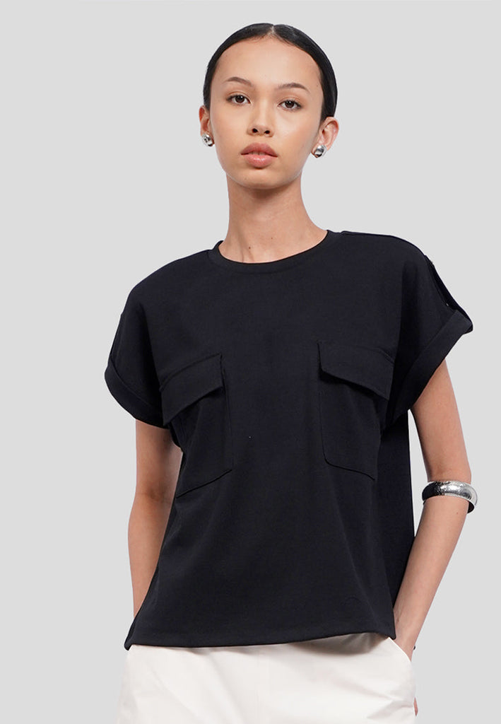 Double Pocket Short Sleeve Knit Top