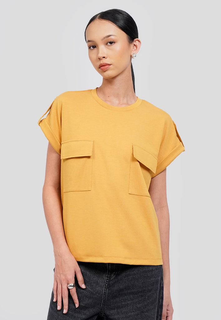 Double Pocket Short Sleeve Top