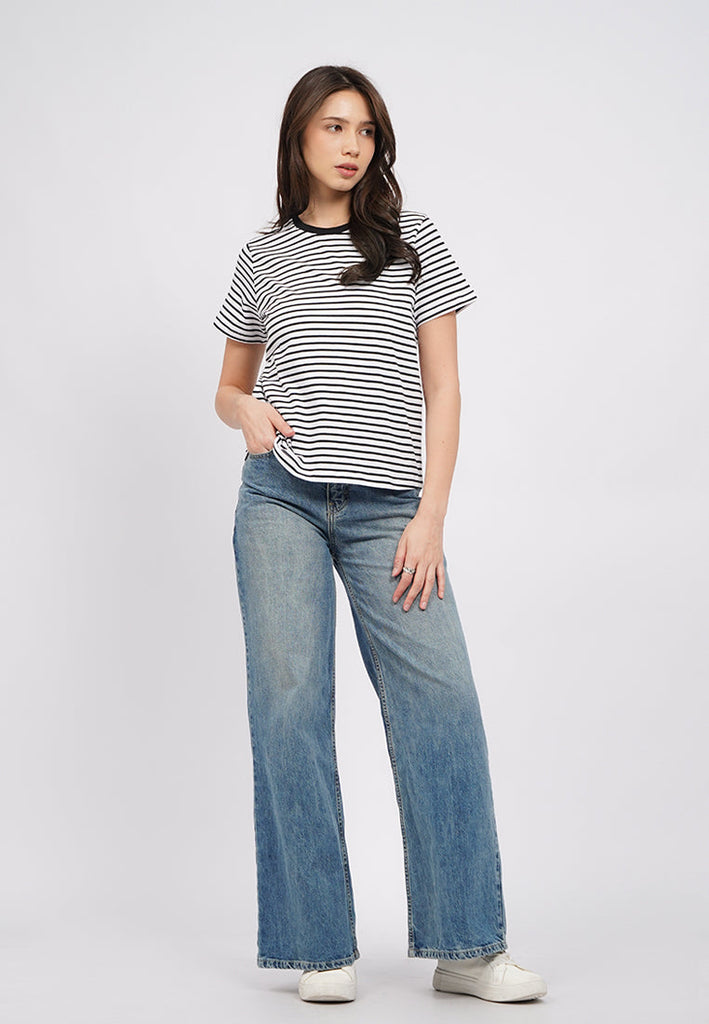 Contrast Collar Stripes T-Shirt