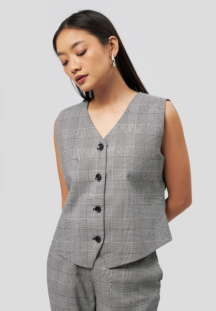 Fitted Checked Vest