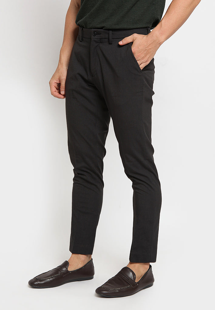 4-way stretch cropped pants