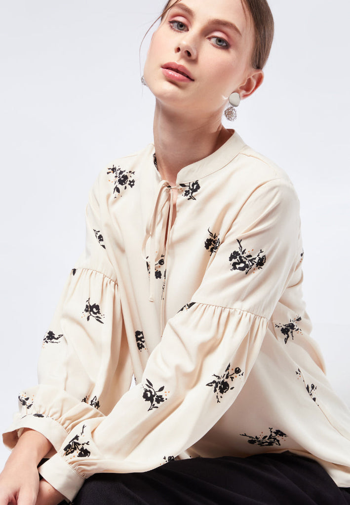 Balloon Sleeve Printed Blouse