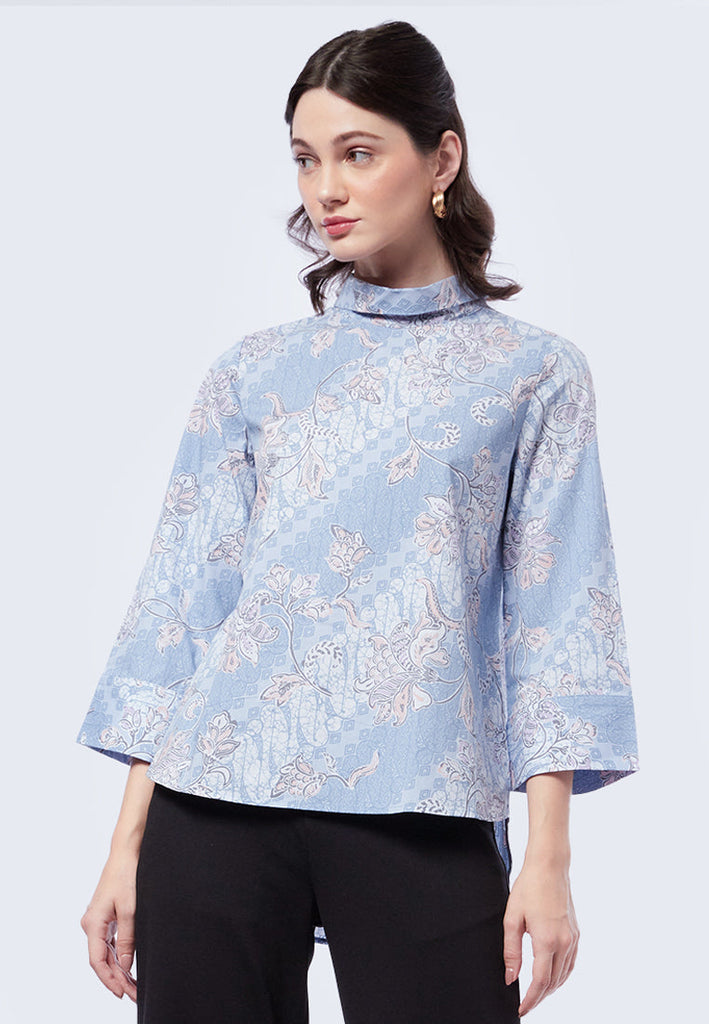 Folded Collar Long Sleeve Batik Top