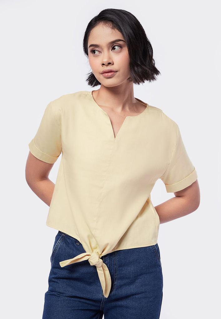 Front Knot Short Sleeve Blouse