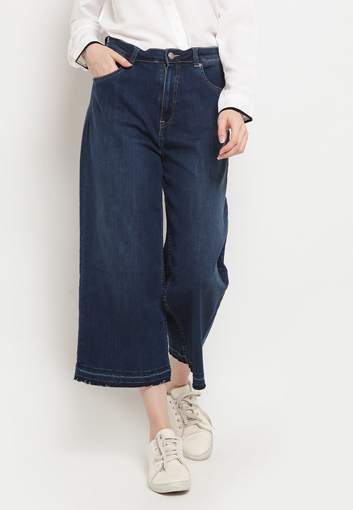 High Rise Wide Cropped Jeans