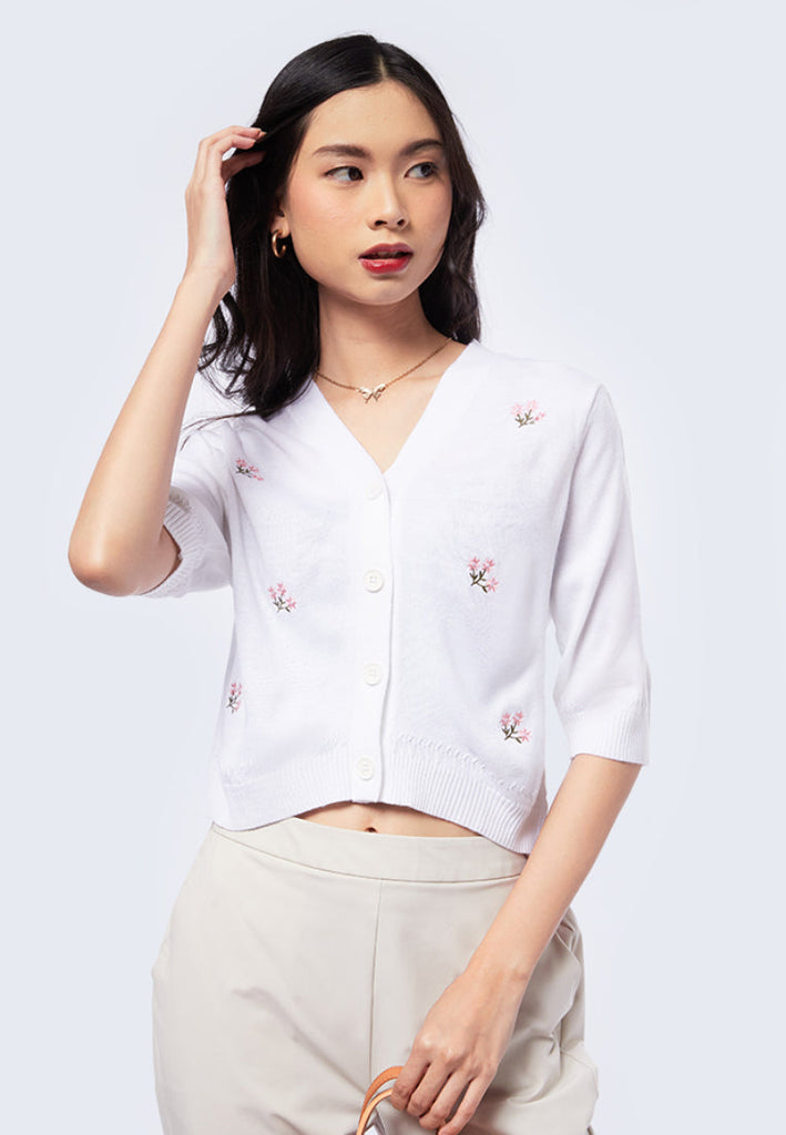 Floral Embroidery Knit Top