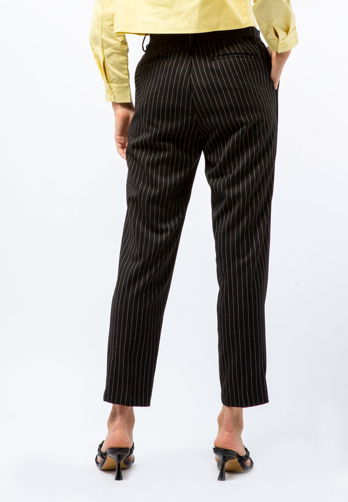 Tapered Fit Ankle Pants