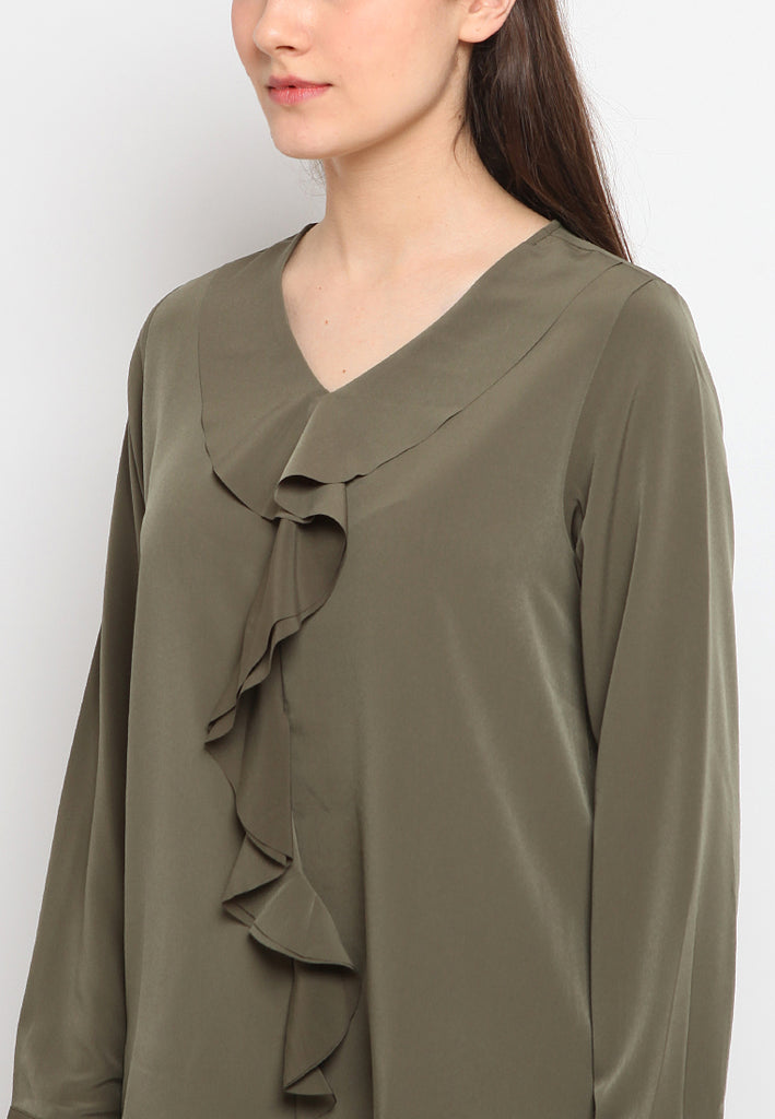 Flounced v-neck blouse